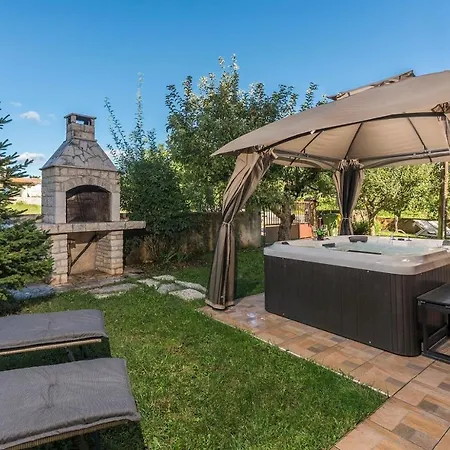 Appartement Maruzini *