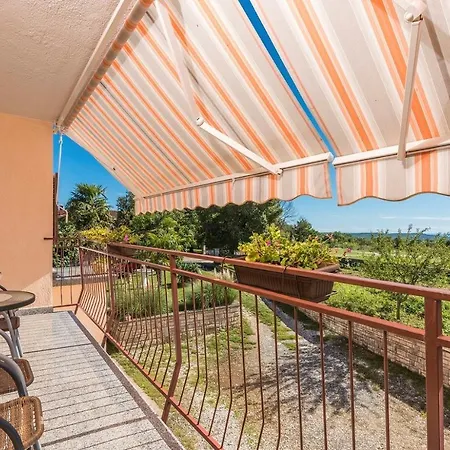 Maruzini Apartment *