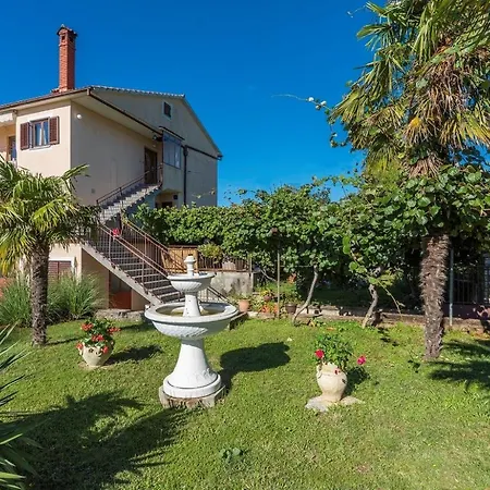 Apartment Maruzini *